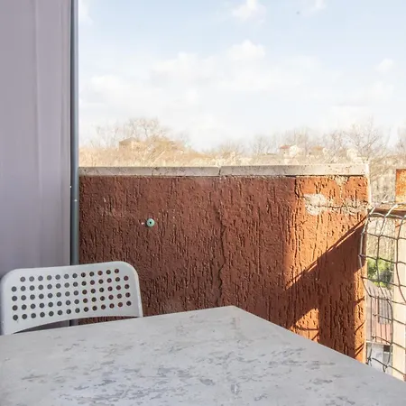 Lion Renting Trastevere 3*